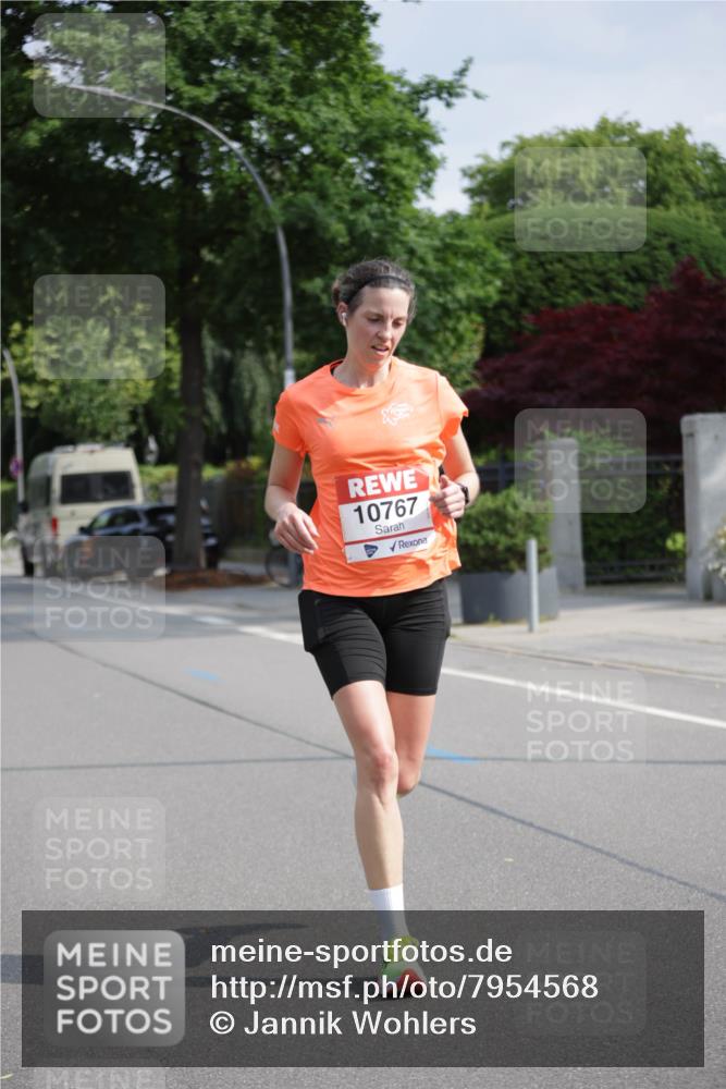15.06.2025 - REWE Women's Run Jannik Wohlers http://msf.ph/oto/7954568 15.06.2025 08:49:45 Laufen 10767 meine-sportfotos.de