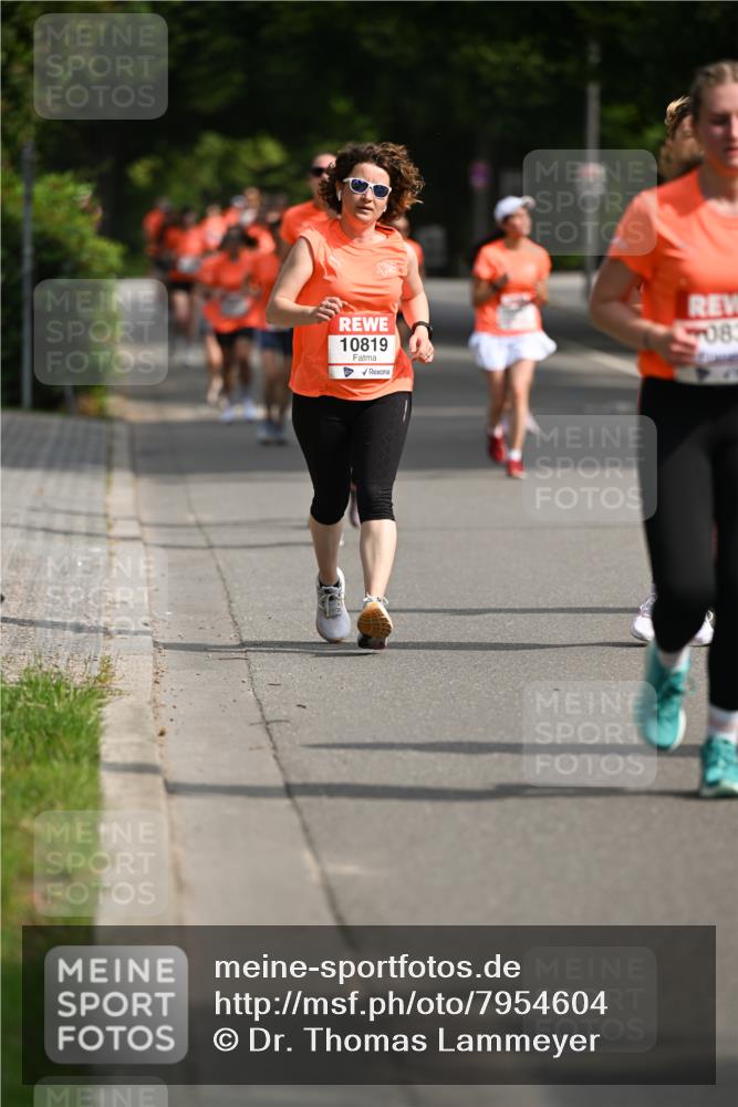 15.06.2025 - REWE Women's Run Dr. Thomas Lammeyer http://msf.ph/oto/7954604 15.06.2025 09:44:26 Laufen 10819 meine-sportfotos.de