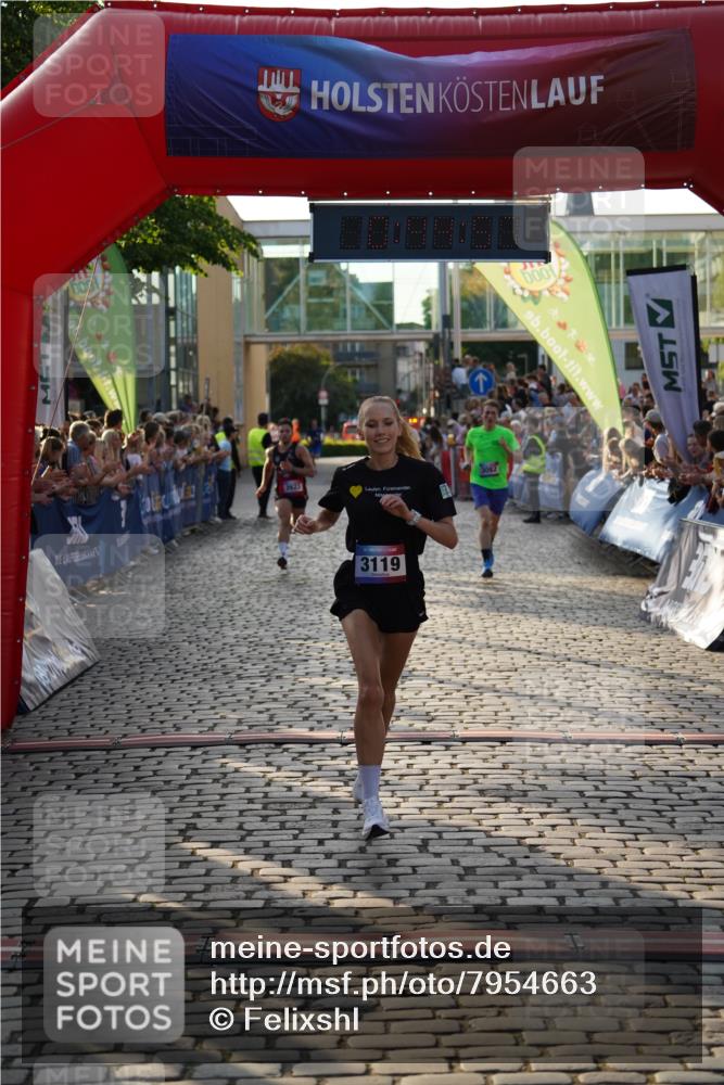 13.06.2025 - Holstenköstenlauf Felixshl http://msf.ph/oto/7954663 13.06.2025 19:44:56 Laufen 2623, 3082, 3119, 3233, 3885 meine-sportfotos.de