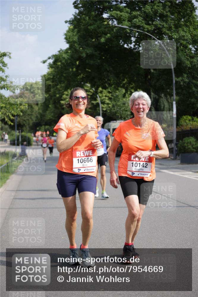 15.06.2025 - REWE Women's Run Jannik Wohlers http://msf.ph/oto/7954669 15.06.2025 08:49:52 Laufen 10666, 503, 10142 meine-sportfotos.de