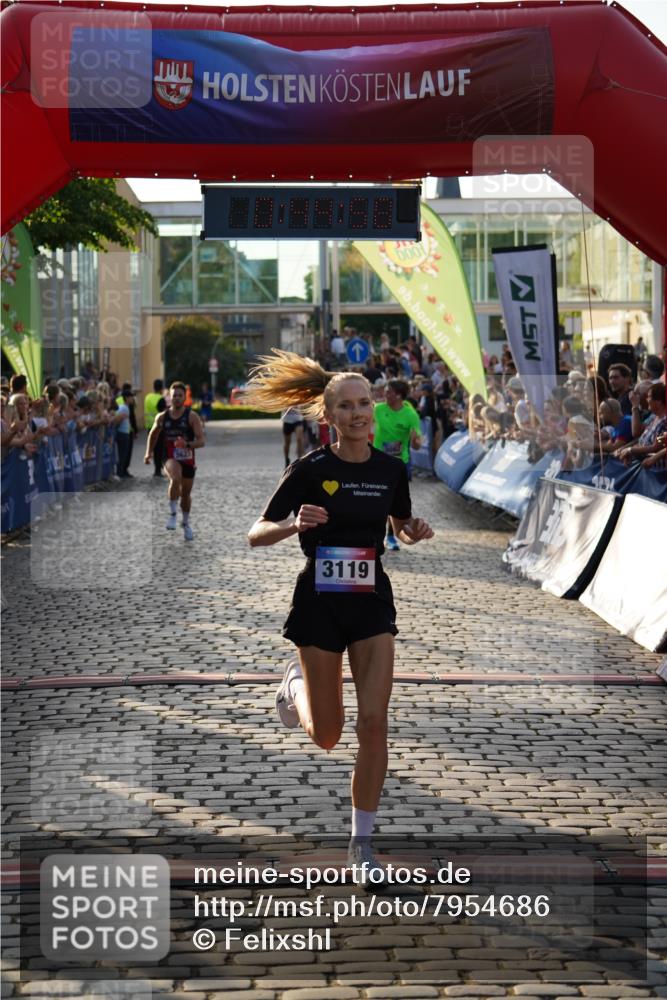 13.06.2025 - Holstenköstenlauf Felixshl http://msf.ph/oto/7954686 13.06.2025 19:44:57 Laufen 2623, 3082, 3119, 3233, 3885 meine-sportfotos.de