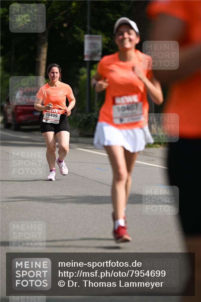 15.06.2025 - REWE Women's Run Dr. Thomas Lammeyer http://msf.ph/oto/7954699 15.06.2025 09:44:34 Laufen 10499, 10407 meine-sportfotos.de