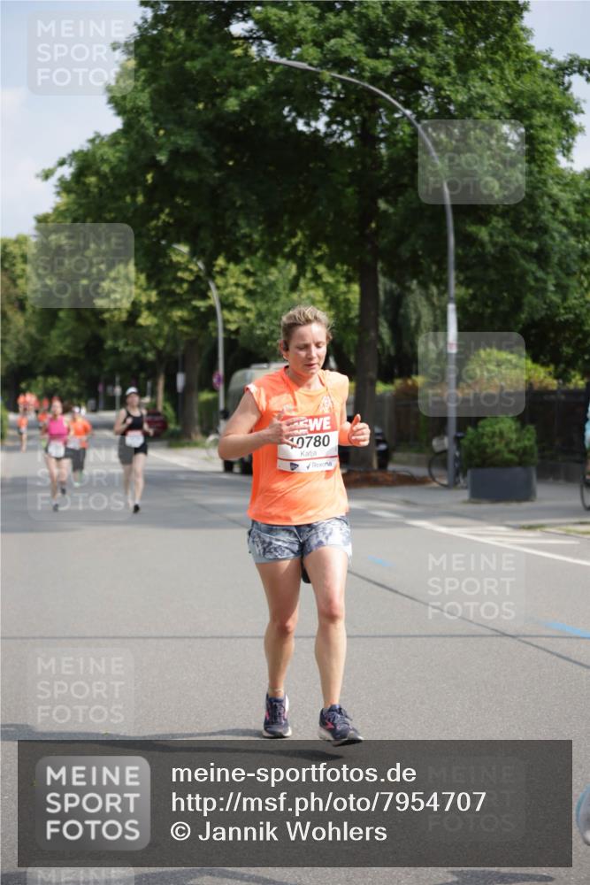 15.06.2025 - REWE Women's Run Jannik Wohlers http://msf.ph/oto/7954707 15.06.2025 08:49:55 Laufen 0780 meine-sportfotos.de