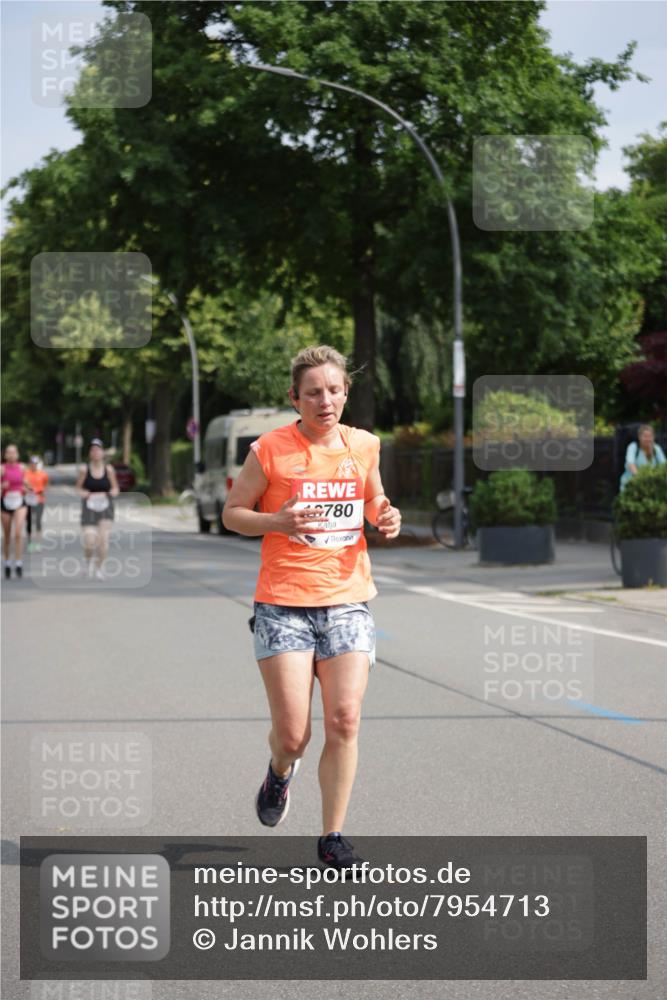 15.06.2025 - REWE Women's Run Jannik Wohlers http://msf.ph/oto/7954713 15.06.2025 08:49:55 Laufen 780 meine-sportfotos.de