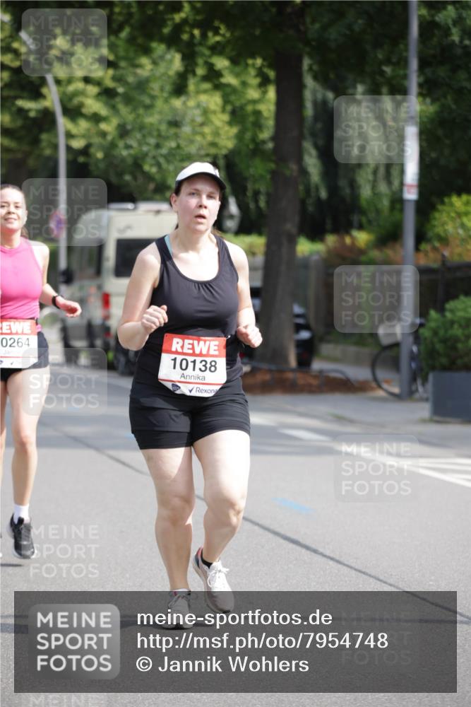 15.06.2025 - REWE Women's Run Jannik Wohlers http://msf.ph/oto/7954748 15.06.2025 08:50:00 Laufen 0264, 10138 meine-sportfotos.de
