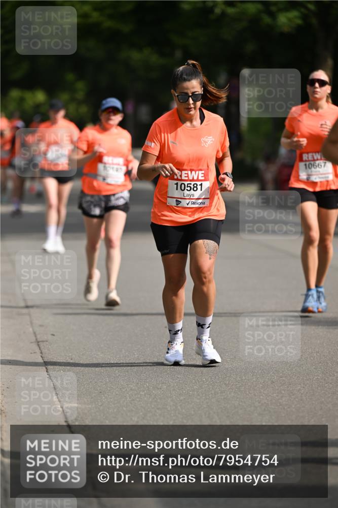 15.06.2025 - REWE Women's Run Dr. Thomas Lammeyer http://msf.ph/oto/7954754 15.06.2025 09:44:39 Laufen 10581, 10667 meine-sportfotos.de