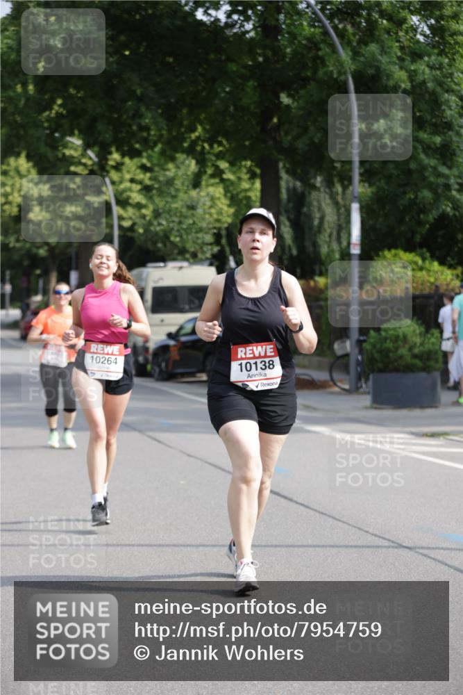15.06.2025 - REWE Women's Run Jannik Wohlers http://msf.ph/oto/7954759 15.06.2025 08:50:01 Laufen 216, 10264, 10138 meine-sportfotos.de