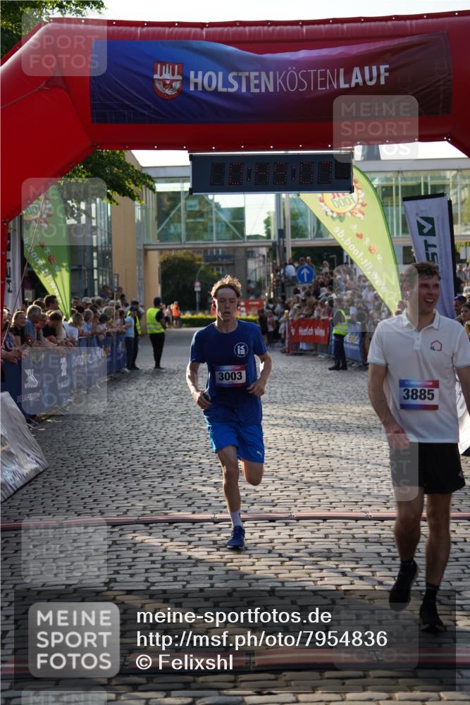 13.06.2025 - Holstenköstenlauf Felixshl http://msf.ph/oto/7954836 13.06.2025 19:45:06 Laufen 3003, 3885 meine-sportfotos.de