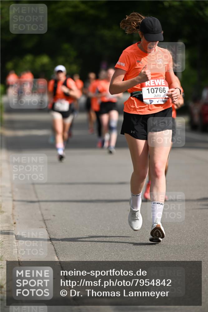 15.06.2025 - REWE Women's Run Dr. Thomas Lammeyer http://msf.ph/oto/7954842 15.06.2025 09:44:45 Laufen 10766 meine-sportfotos.de