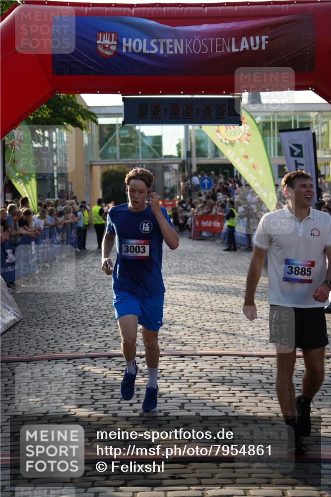 13.06.2025 - Holstenköstenlauf Felixshl http://msf.ph/oto/7954861 13.06.2025 19:45:06 Laufen 3003, 3885 meine-sportfotos.de
