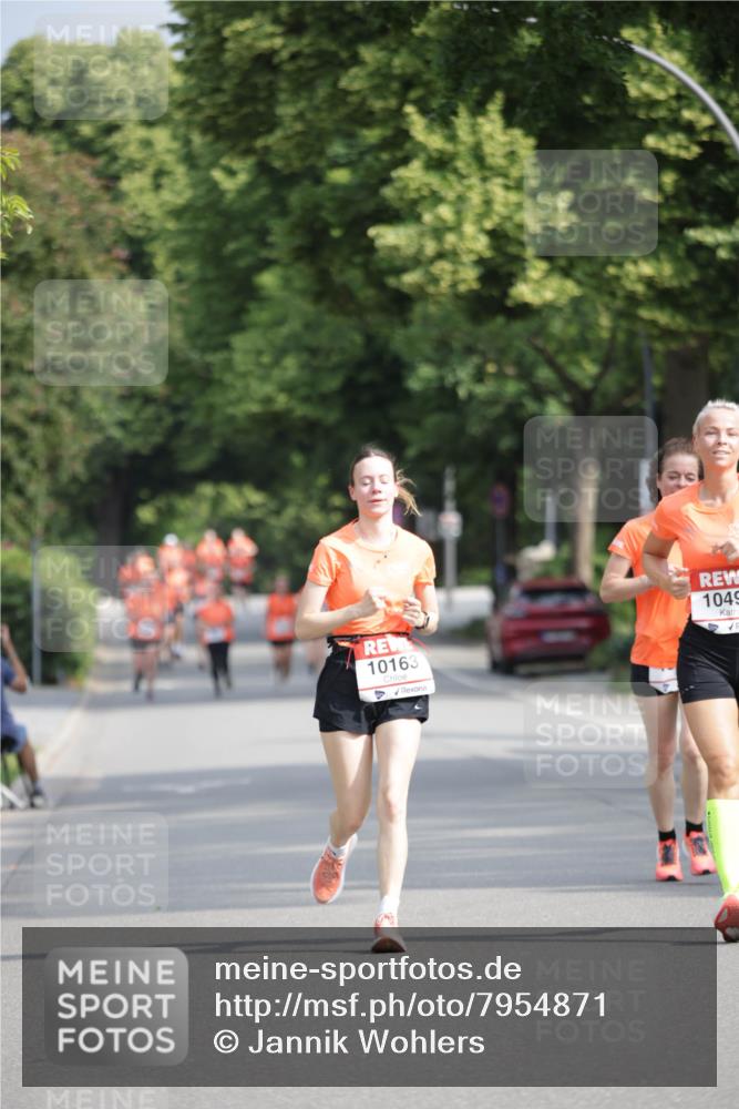15.06.2025 - REWE Women's Run Jannik Wohlers http://msf.ph/oto/7954871 15.06.2025 08:50:14 Laufen 10163 meine-sportfotos.de