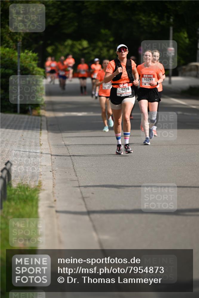 15.06.2025 - REWE Women's Run Dr. Thomas Lammeyer http://msf.ph/oto/7954873 15.06.2025 09:44:46 Laufen 10278, 10293 meine-sportfotos.de