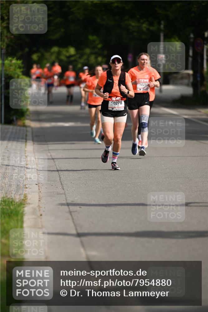 15.06.2025 - REWE Women's Run Dr. Thomas Lammeyer http://msf.ph/oto/7954880 15.06.2025 09:44:47 Laufen 10278, 10293 meine-sportfotos.de