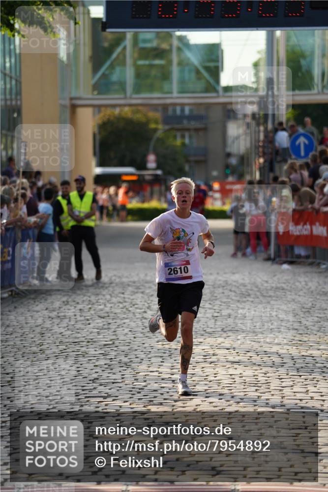 13.06.2025 - Holstenköstenlauf Felixshl http://msf.ph/oto/7954892 13.06.2025 19:45:22 Laufen 2610 meine-sportfotos.de