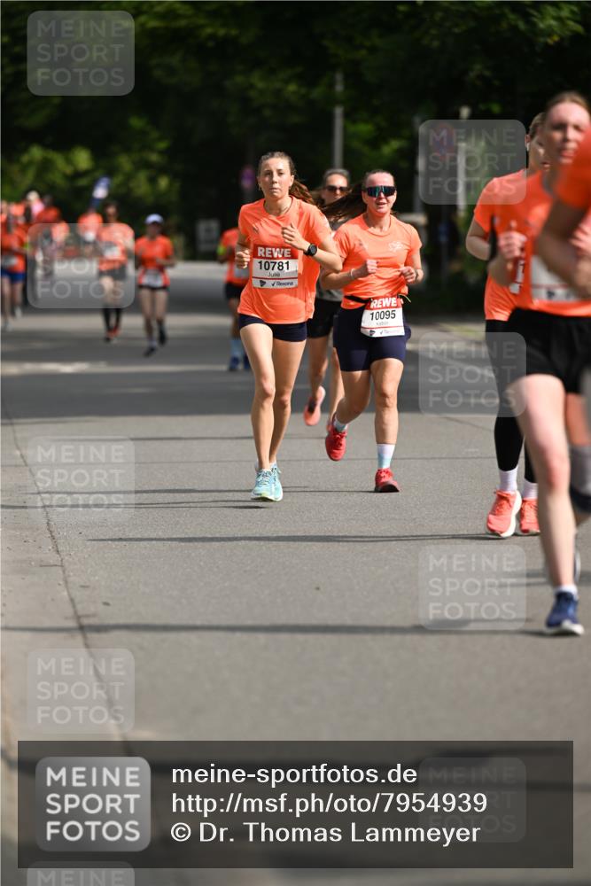 15.06.2025 - REWE Women's Run Dr. Thomas Lammeyer http://msf.ph/oto/7954939 15.06.2025 09:44:51 Laufen 10781, 10095 meine-sportfotos.de