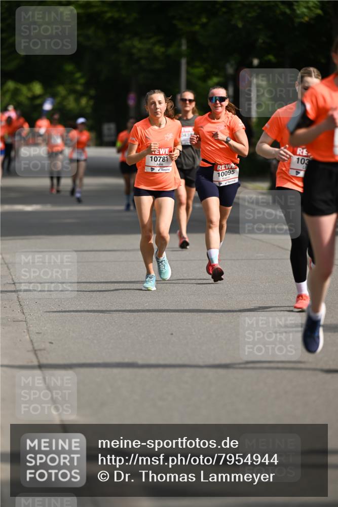 15.06.2025 - REWE Women's Run Dr. Thomas Lammeyer http://msf.ph/oto/7954944 15.06.2025 09:44:51 Laufen 10781, 10095, 103 meine-sportfotos.de