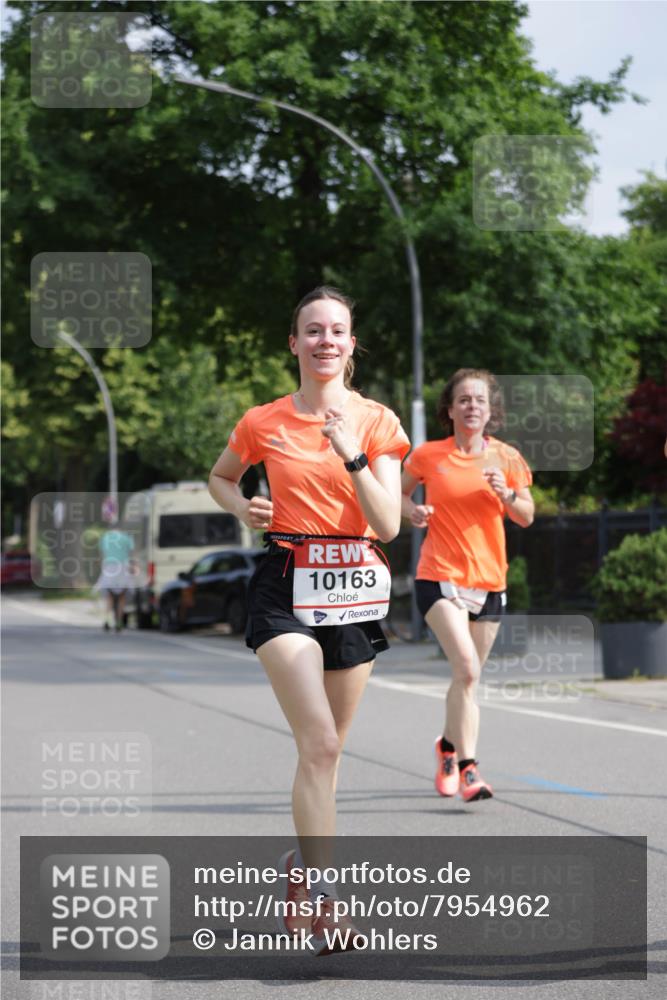 15.06.2025 - REWE Women's Run Jannik Wohlers http://msf.ph/oto/7954962 15.06.2025 08:50:18 Laufen 10163 meine-sportfotos.de