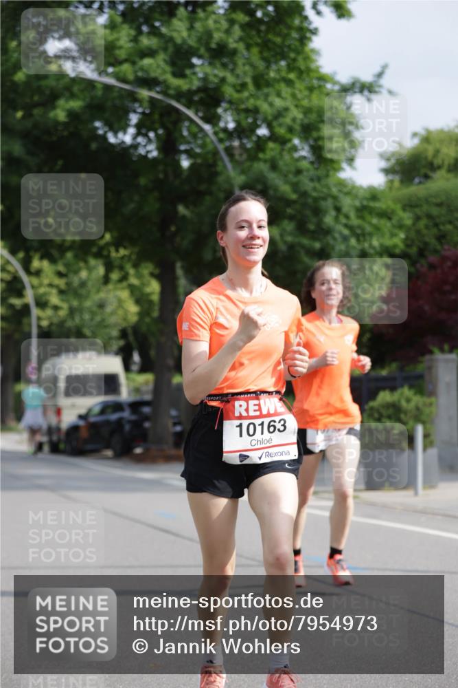 15.06.2025 - REWE Women's Run Jannik Wohlers http://msf.ph/oto/7954973 15.06.2025 08:50:18 Laufen 10163 meine-sportfotos.de