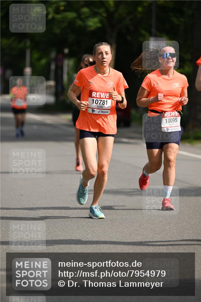 15.06.2025 - REWE Women's Run Dr. Thomas Lammeyer http://msf.ph/oto/7954979 15.06.2025 09:44:55 Laufen 10781, 10095 meine-sportfotos.de