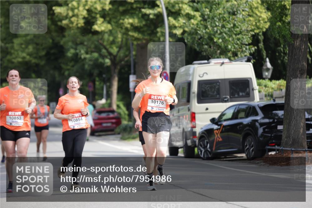 15.06.2025 - REWE Women's Run Jannik Wohlers http://msf.ph/oto/7954986 15.06.2025 08:50:33 Laufen 10853, 10854, 10176 meine-sportfotos.de