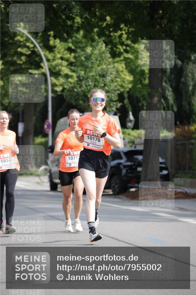 15.06.2025 - REWE Women's Run Jannik Wohlers http://msf.ph/oto/7955002 15.06.2025 08:50:35 Laufen 0854, 10717, 10176 meine-sportfotos.de