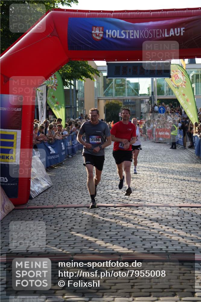 13.06.2025 - Holstenköstenlauf Felixshl http://msf.ph/oto/7955008 13.06.2025 19:45:34 Laufen 2768, 2822, 3301, 3586 meine-sportfotos.de