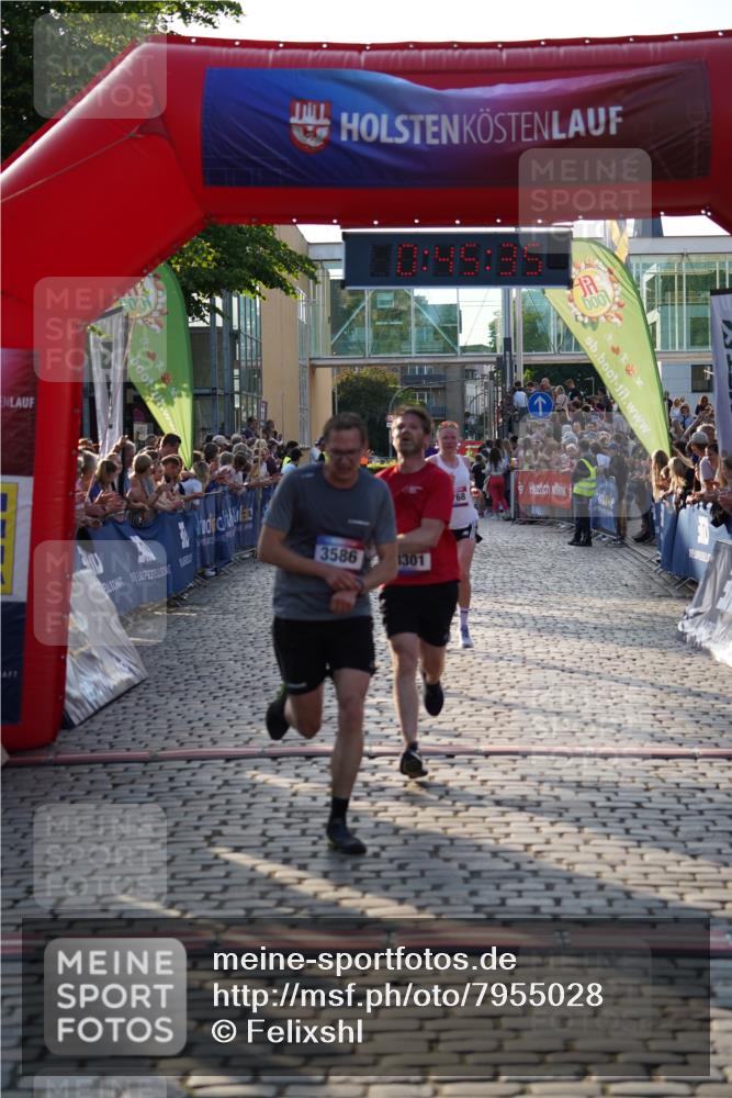 13.06.2025 - Holstenköstenlauf Felixshl http://msf.ph/oto/7955028 13.06.2025 19:45:35 Laufen 2768, 2822, 3301, 3586 meine-sportfotos.de