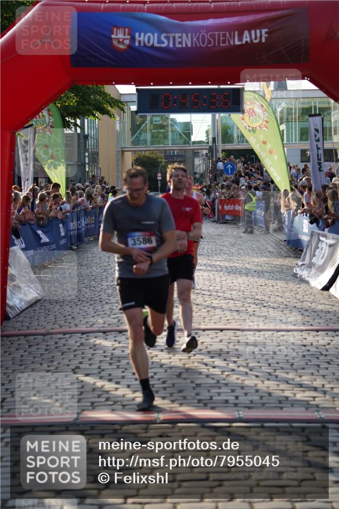 13.06.2025 - Holstenköstenlauf Felixshl http://msf.ph/oto/7955045 13.06.2025 19:45:35 Laufen 2768, 2822, 3301, 3586 meine-sportfotos.de