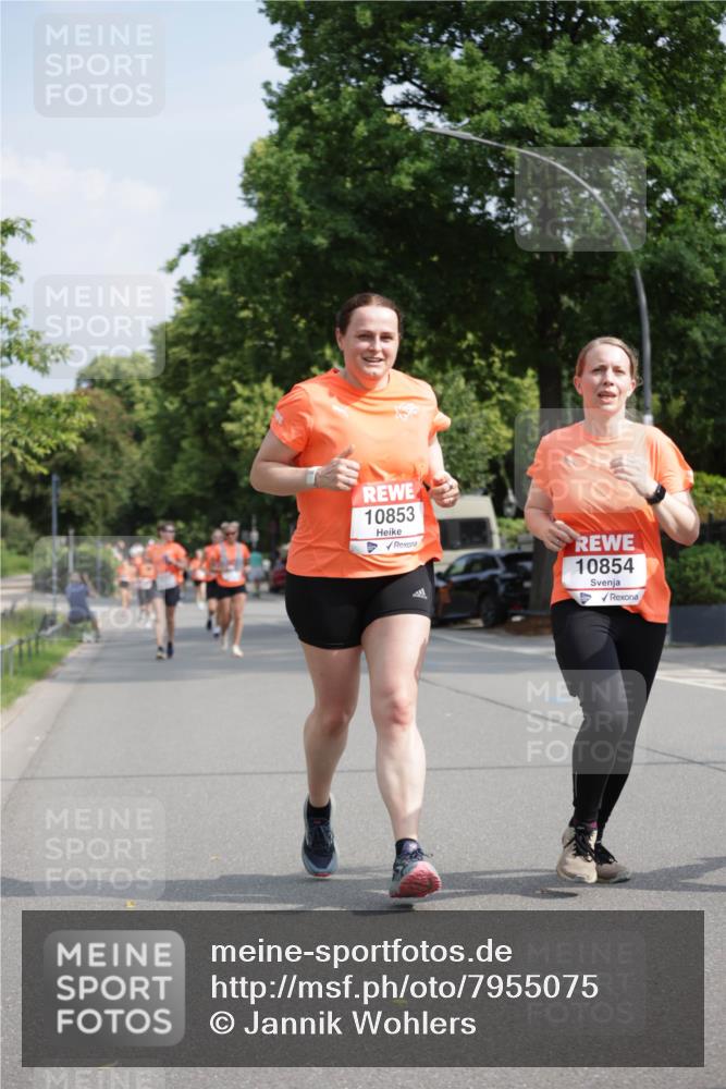 15.06.2025 - REWE Women's Run Jannik Wohlers http://msf.ph/oto/7955075 15.06.2025 08:50:39 Laufen 10853, 10854, 4 meine-sportfotos.de