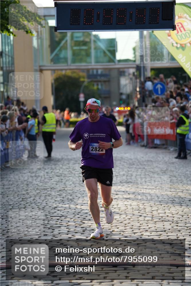 13.06.2025 - Holstenköstenlauf Felixshl http://msf.ph/oto/7955099 13.06.2025 19:45:40 Laufen 2768, 2822, 3645 meine-sportfotos.de