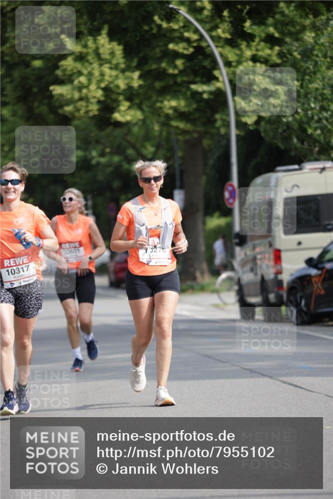 15.06.2025 - REWE Women's Run Jannik Wohlers http://msf.ph/oto/7955102 15.06.2025 08:50:42 Laufen 10601, 10317 meine-sportfotos.de