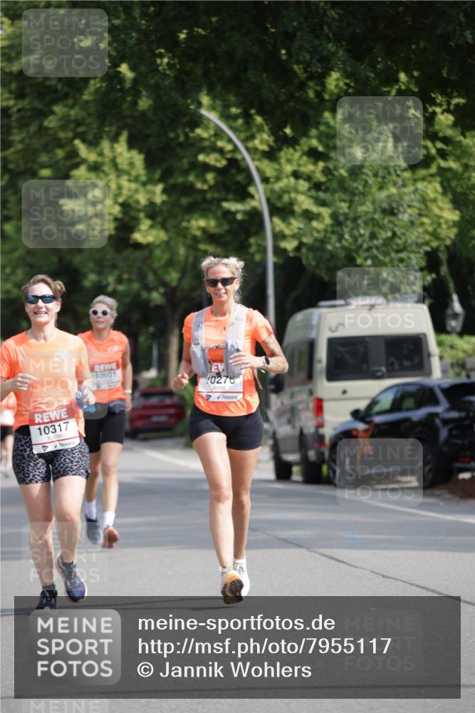 15.06.2025 - REWE Women's Run Jannik Wohlers http://msf.ph/oto/7955117 15.06.2025 08:50:43 Laufen 10317, 10601 meine-sportfotos.de