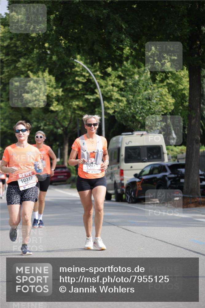 15.06.2025 - REWE Women's Run Jannik Wohlers http://msf.ph/oto/7955125 15.06.2025 08:50:43 Laufen 10317, 0276 meine-sportfotos.de