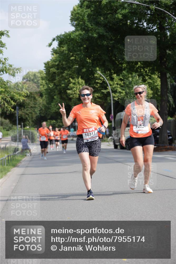 15.06.2025 - REWE Women's Run Jannik Wohlers http://msf.ph/oto/7955174 15.06.2025 08:50:45 Laufen 10317 meine-sportfotos.de