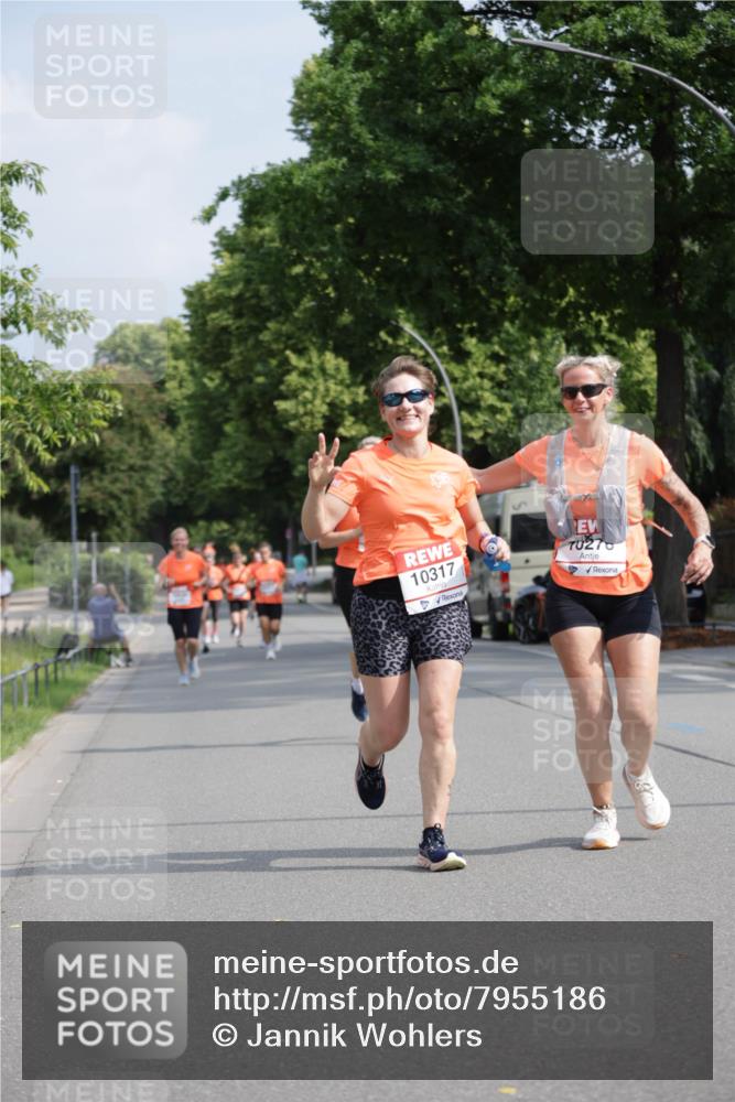 15.06.2025 - REWE Women's Run Jannik Wohlers http://msf.ph/oto/7955186 15.06.2025 08:50:45 Laufen 10317, 70270 meine-sportfotos.de