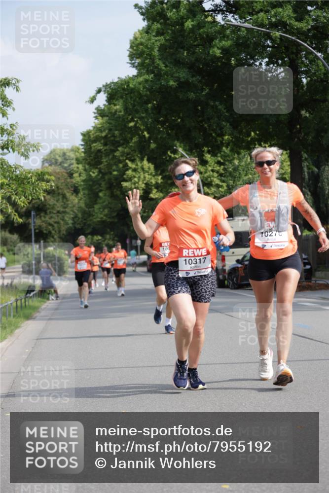 15.06.2025 - REWE Women's Run Jannik Wohlers http://msf.ph/oto/7955192 15.06.2025 08:50:46 Laufen 106, 10317, 10276 meine-sportfotos.de