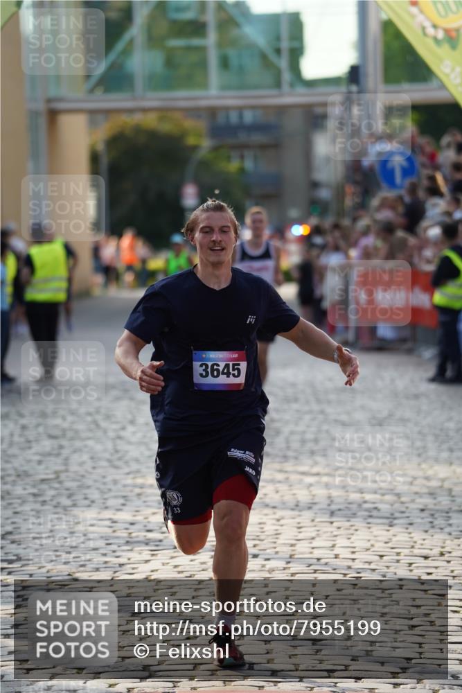 13.06.2025 - Holstenköstenlauf Felixshl http://msf.ph/oto/7955199 13.06.2025 19:45:48 Laufen 2989, 3227, 3280, 3645, 3771 meine-sportfotos.de