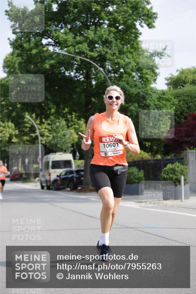 15.06.2025 - REWE Women's Run Jannik Wohlers http://msf.ph/oto/7955263 15.06.2025 08:50:49 Laufen 10601 meine-sportfotos.de