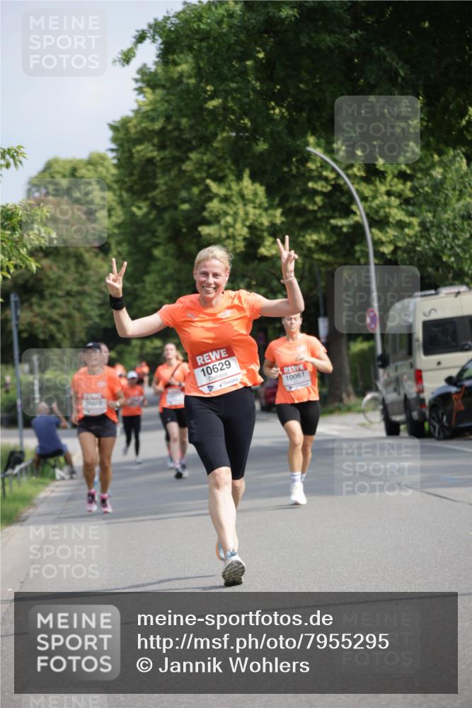 15.06.2025 - REWE Women's Run Jannik Wohlers http://msf.ph/oto/7955295 15.06.2025 08:50:51 Laufen 10203, 10629, 10061 meine-sportfotos.de
