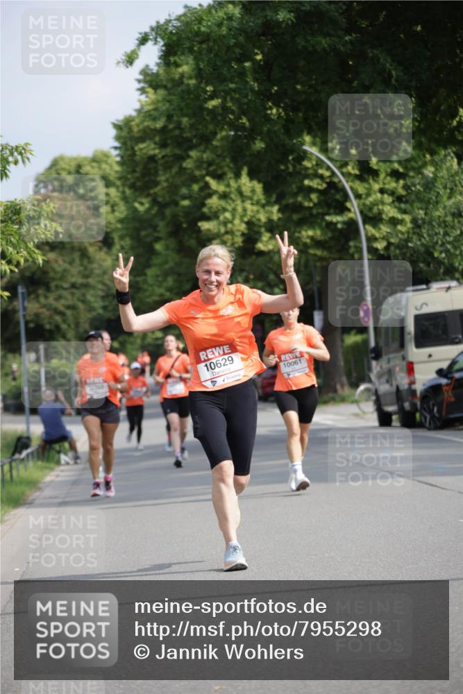 15.06.2025 - REWE Women's Run Jannik Wohlers http://msf.ph/oto/7955298 15.06.2025 08:50:51 Laufen 10203, 10629, 10061 meine-sportfotos.de