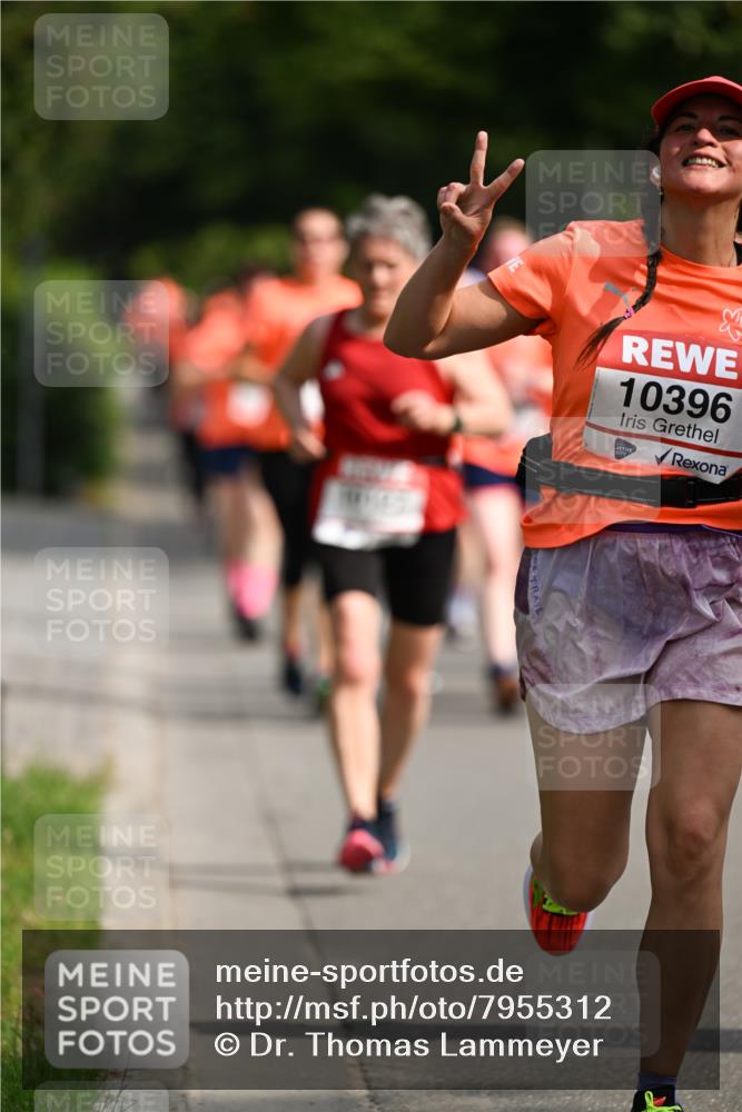 15.06.2025 - REWE Women's Run Dr. Thomas Lammeyer http://msf.ph/oto/7955312 15.06.2025 09:45:30 Laufen 10396 meine-sportfotos.de