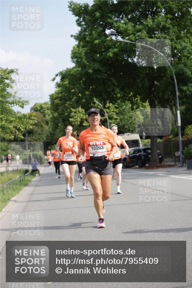 15.06.2025 - REWE Women's Run Jannik Wohlers http://msf.ph/oto/7955409 15.06.2025 08:50:56 Laufen 10203, 10069, 70 meine-sportfotos.de