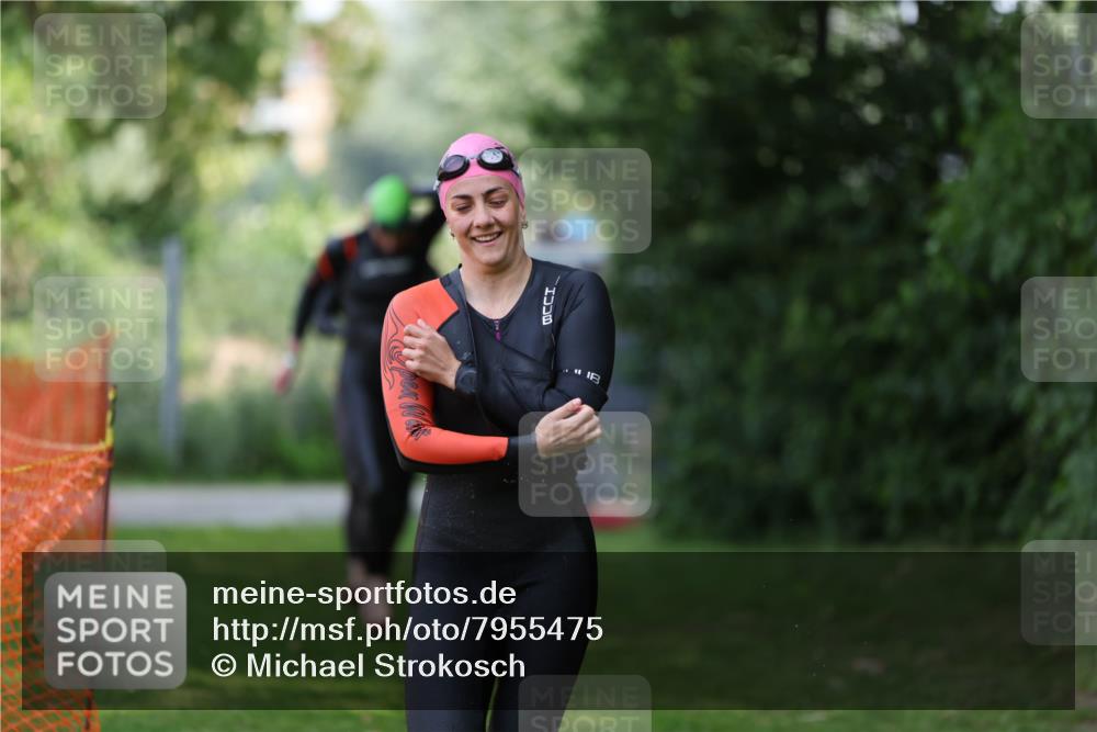 15.06.2025 - 7 Türme Triathlon Michael Strokosch http://msf.ph/oto/7955475 15.06.2025 12:33:05 Schwimmen 381, 382, 401, 428, 447, 472, 486, 529, 650 meine-sportfotos.de