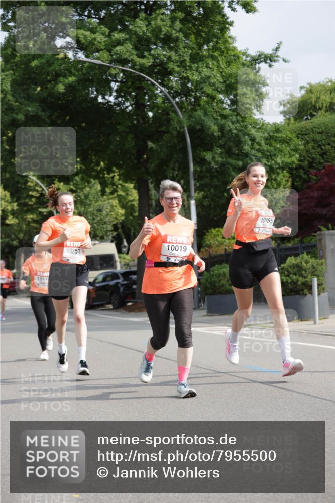 15.06.2025 - REWE Women's Run Jannik Wohlers http://msf.ph/oto/7955500 15.06.2025 08:51:01 Laufen 10112, 10251, 10019, 10185 meine-sportfotos.de
