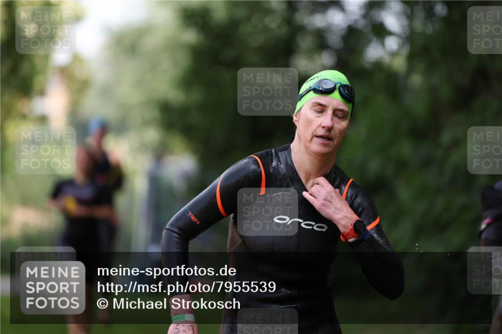 15.06.2025 - 7 Türme Triathlon Michael Strokosch http://msf.ph/oto/7955539 15.06.2025 12:33:10 Schwimmen 381, 382, 401, 428, 486, 529, 601, 650 meine-sportfotos.de