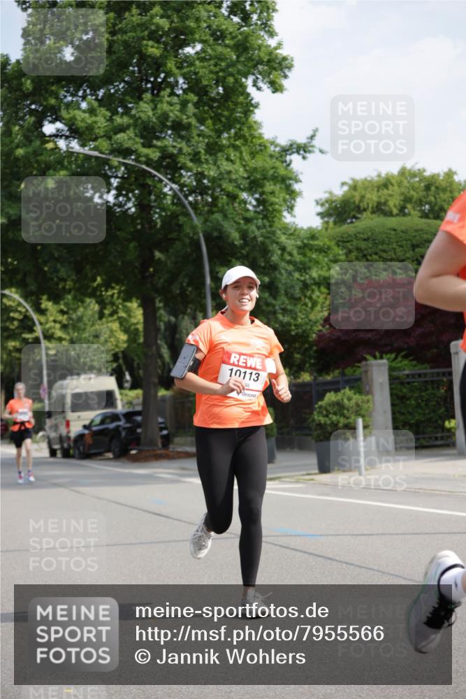 15.06.2025 - REWE Women's Run Jannik Wohlers http://msf.ph/oto/7955566 15.06.2025 08:51:03 Laufen 10113 meine-sportfotos.de