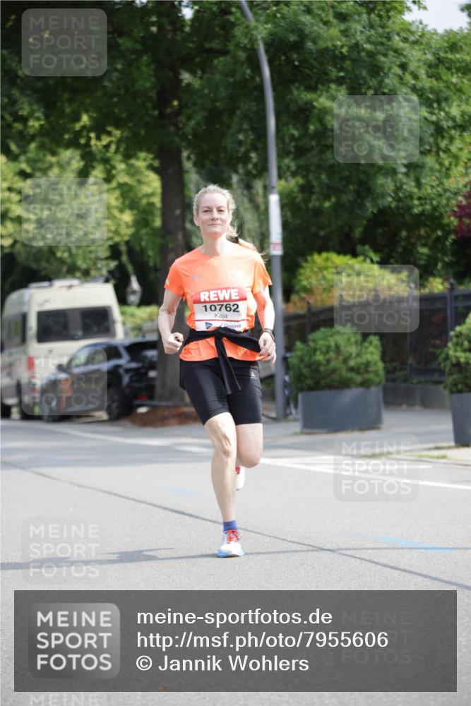 15.06.2025 - REWE Women's Run Jannik Wohlers http://msf.ph/oto/7955606 15.06.2025 08:51:08 Laufen 10762 meine-sportfotos.de