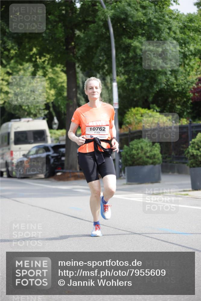 15.06.2025 - REWE Women's Run Jannik Wohlers http://msf.ph/oto/7955609 15.06.2025 08:51:08 Laufen 10762 meine-sportfotos.de