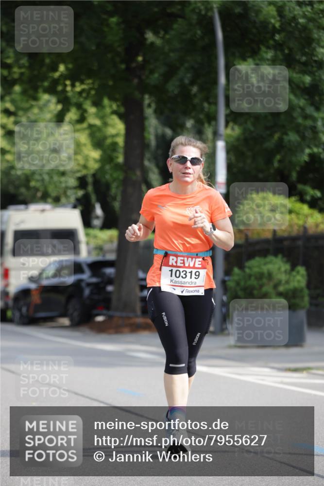15.06.2025 - REWE Women's Run Jannik Wohlers http://msf.ph/oto/7955627 15.06.2025 08:51:15 Laufen 10319 meine-sportfotos.de