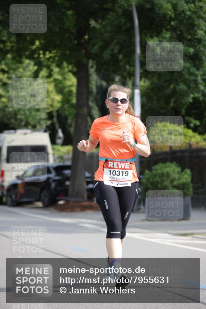 15.06.2025 - REWE Women's Run Jannik Wohlers http://msf.ph/oto/7955631 15.06.2025 08:51:15 Laufen 10319 meine-sportfotos.de